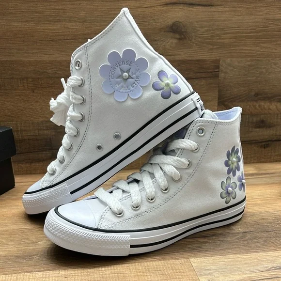 CONVERSE White High-Top Sneakers with Floral Design - Picture 2 of 8